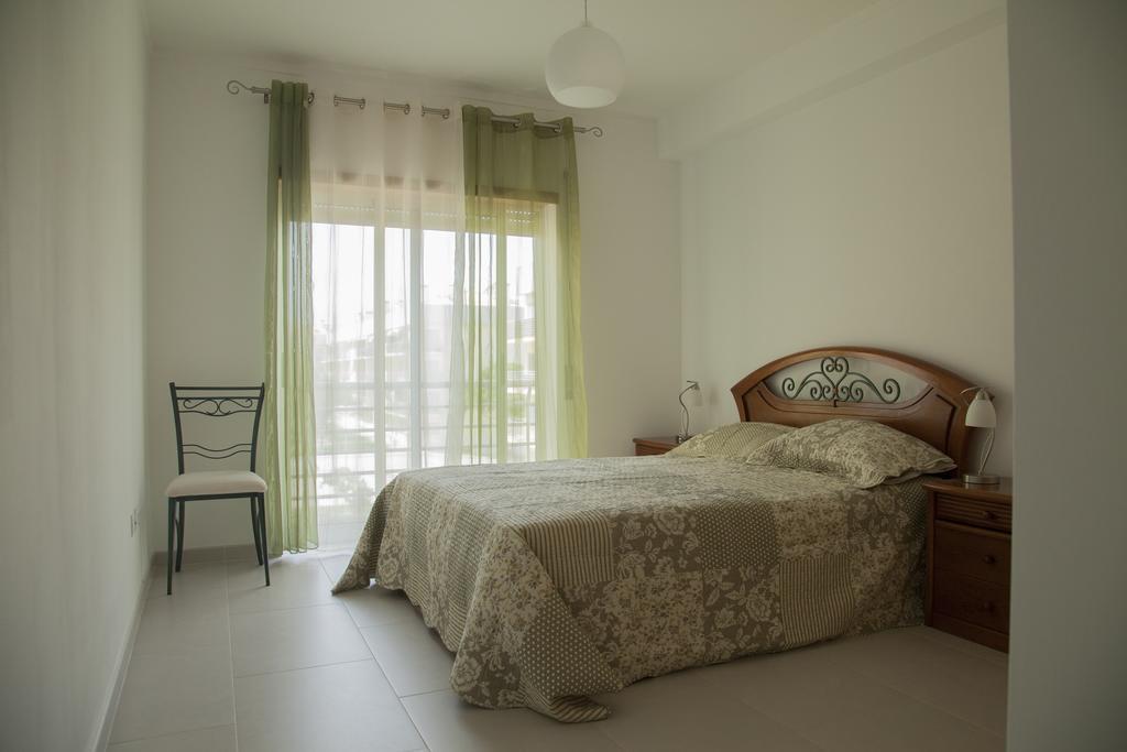 Apartamento Urbanizacao Aurora Rio ヴィラ・レアル・デ・サント・アントニオ エクステリア 写真
